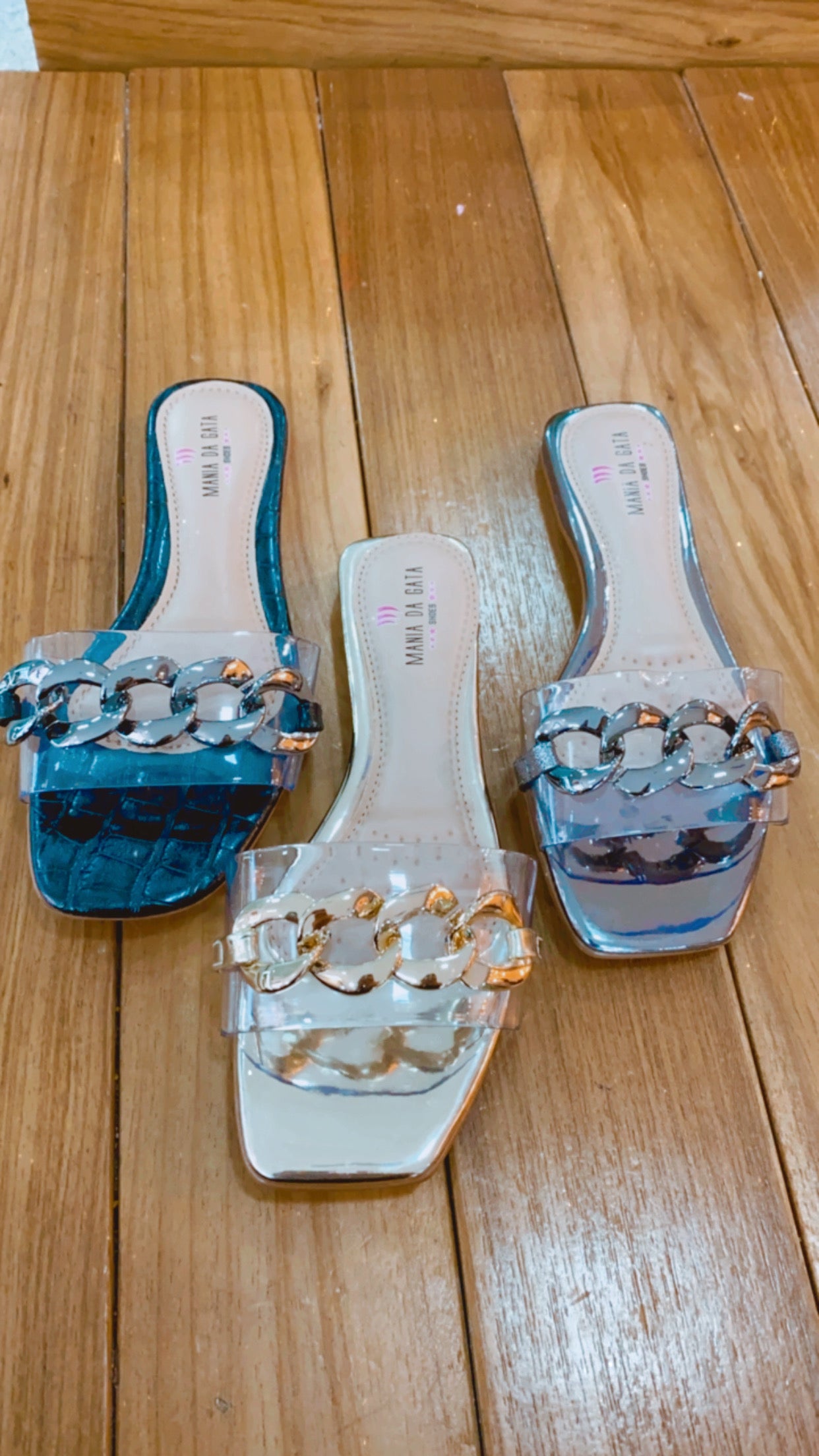 Nina Chainlink Flats