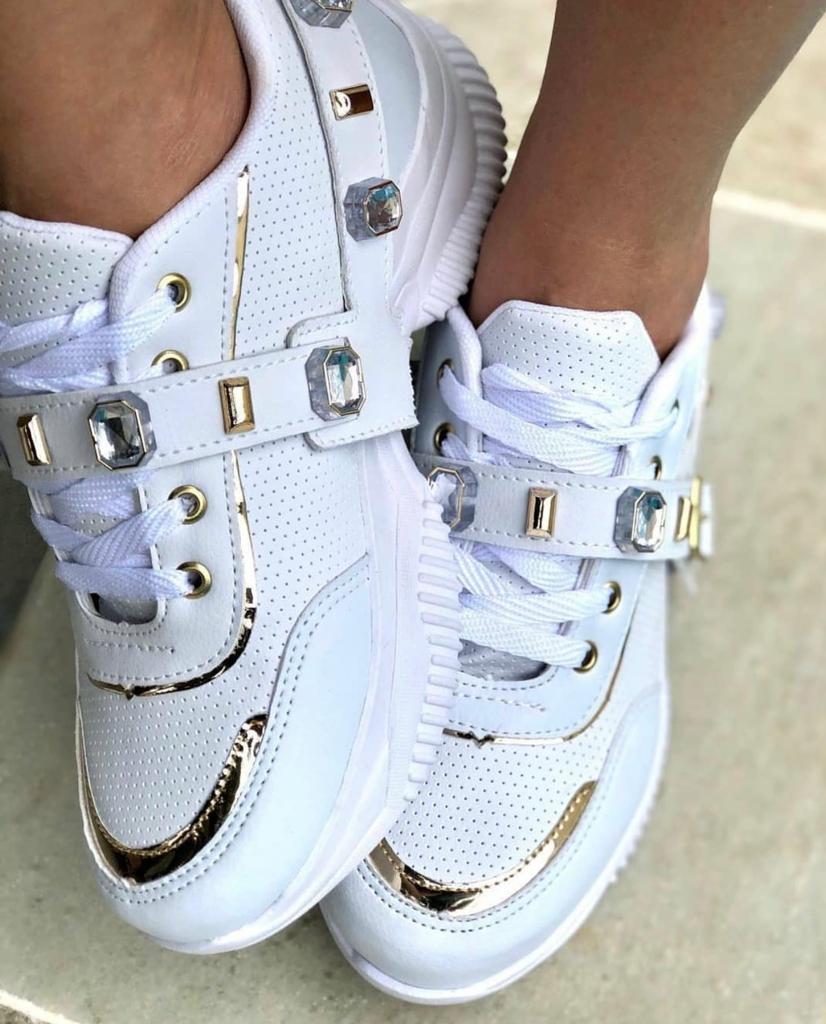 Gucci on sale sneakers gems