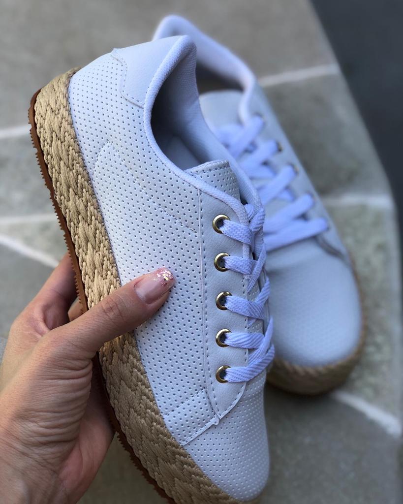 Tennis Sneaker